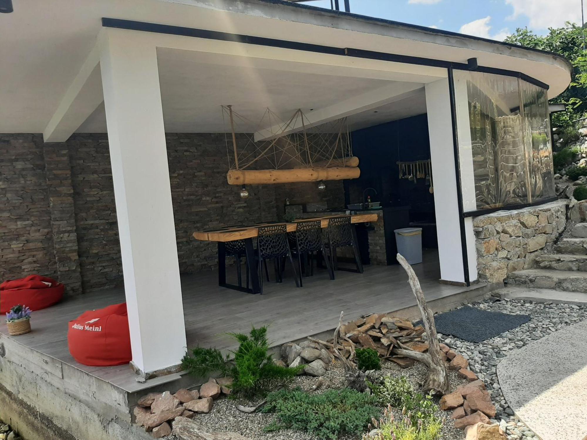 La Piticu Villa Dubova Exterior foto